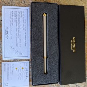 Mikimoto pen w/genuine Akoya pearl